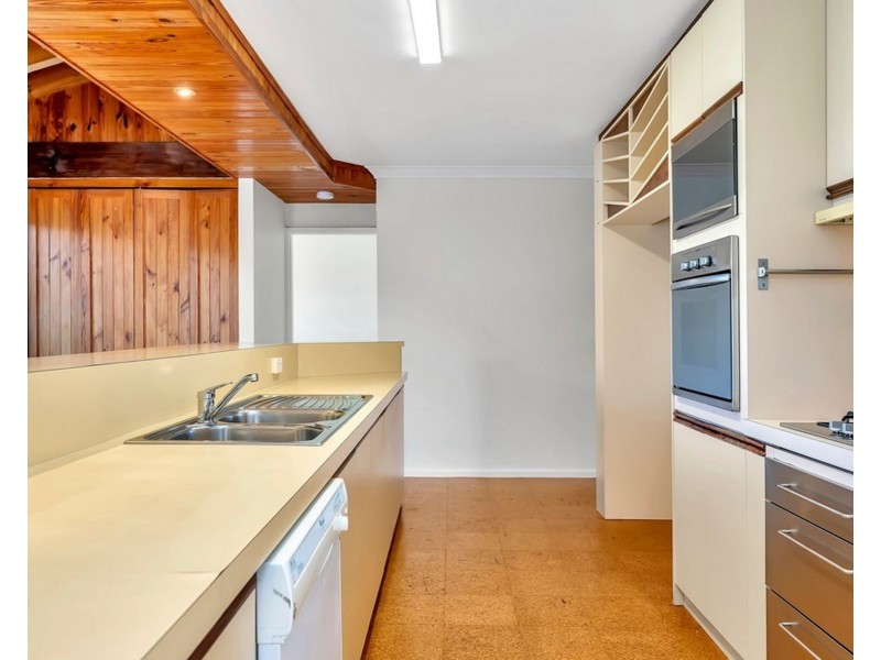 8 Ledger Street, Warnbro WA 6169