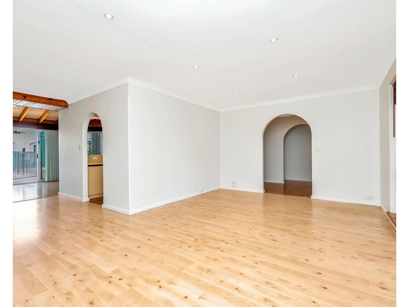 8 Ledger Street, Warnbro WA 6169