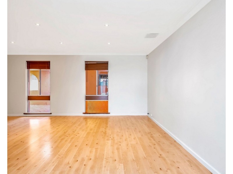 8 Ledger Street, Warnbro WA 6169