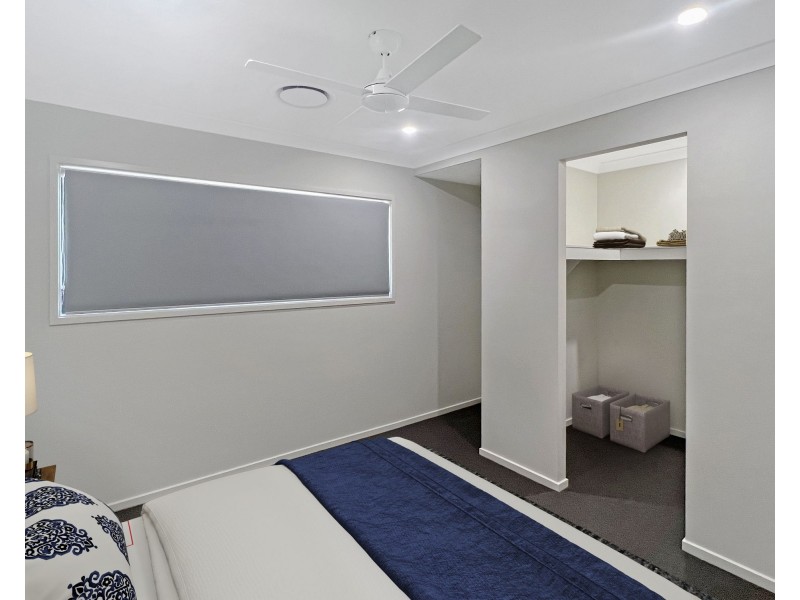 24 Helena Street, Spring Mountain QLD 4124