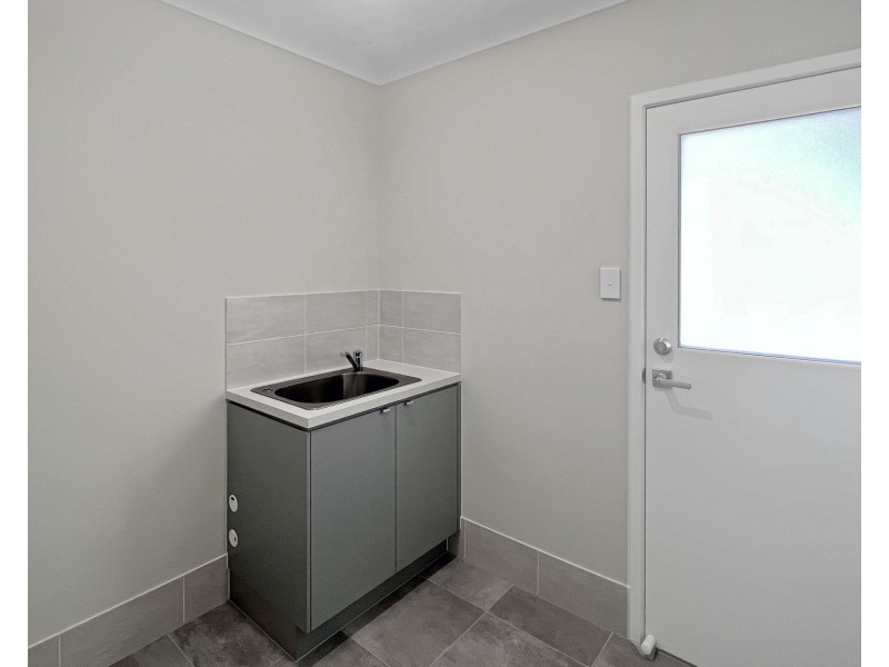 24 Helena Street, Spring Mountain QLD 4124