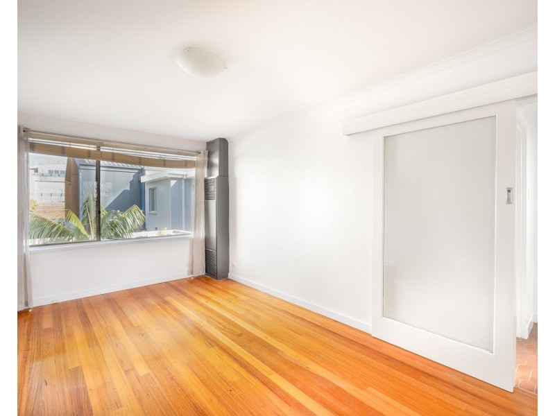 4/211 Esplanade West, Port Melbourne VIC 3207