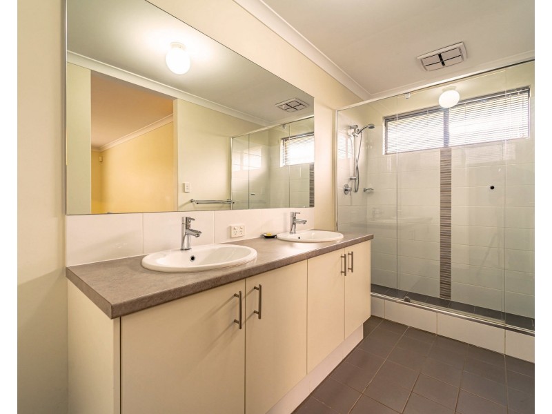 37 Wanderer Parkway, Baldivis WA 6171