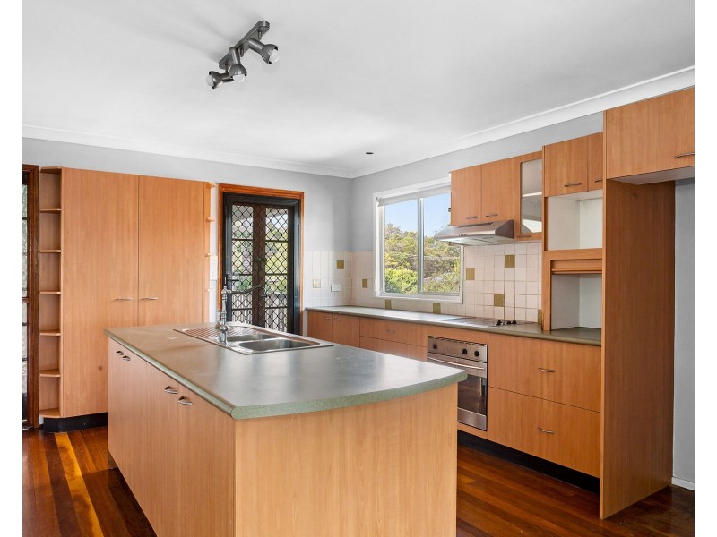 20 Hakea Street, Everton Hills QLD 4053