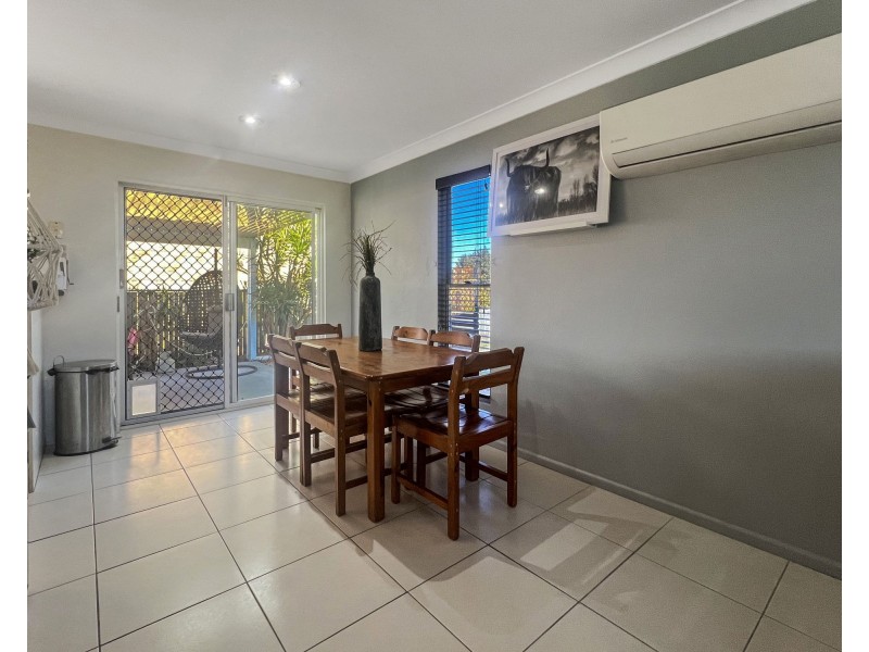 32 Dellvene Cres, Rosewood QLD 4340