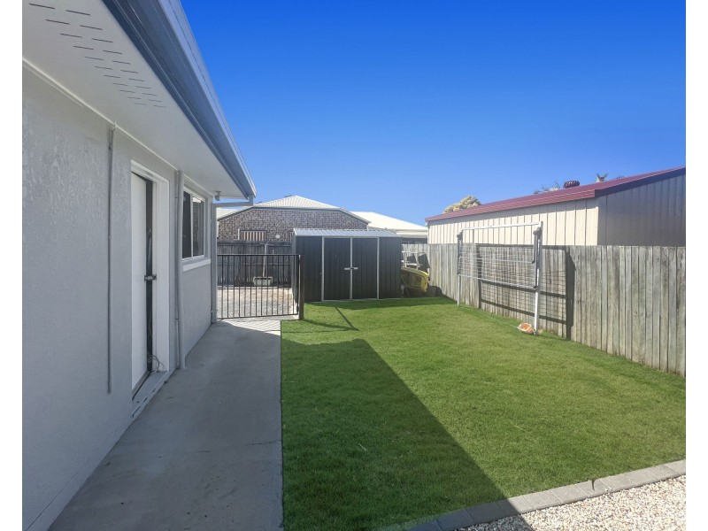 32 Dellvene Cres, Rosewood QLD 4340