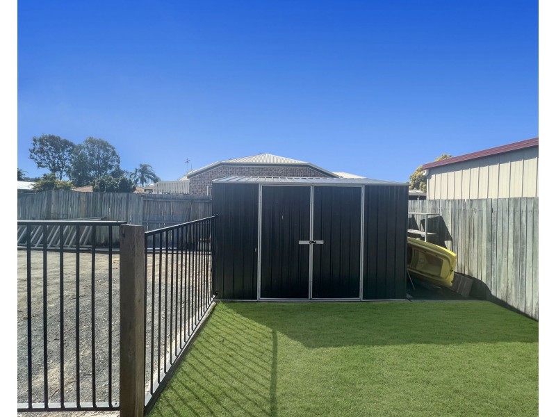 32 Dellvene Cres, Rosewood QLD 4340