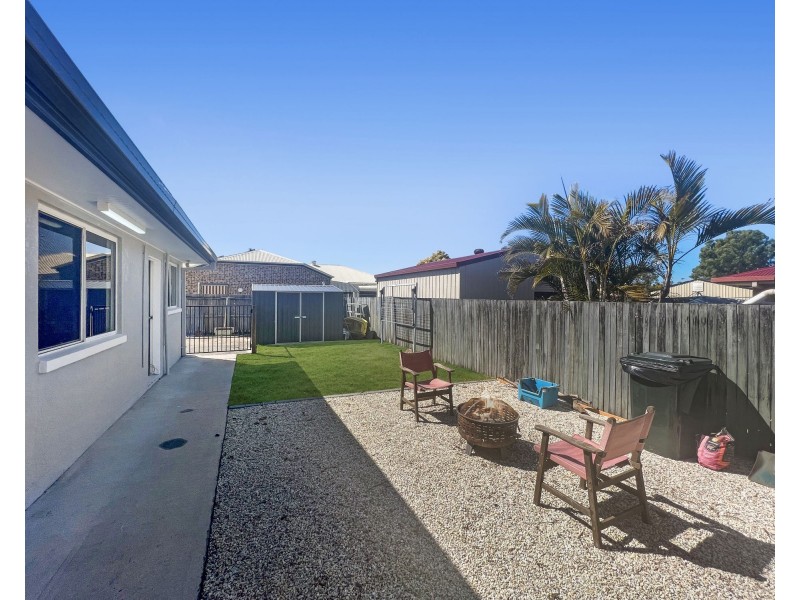 32 Dellvene Cres, Rosewood QLD 4340
