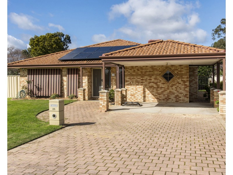 25 Elphick Street, Gosnells WA 6110