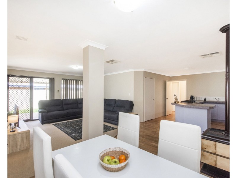 25 Elphick Street, Gosnells WA 6110