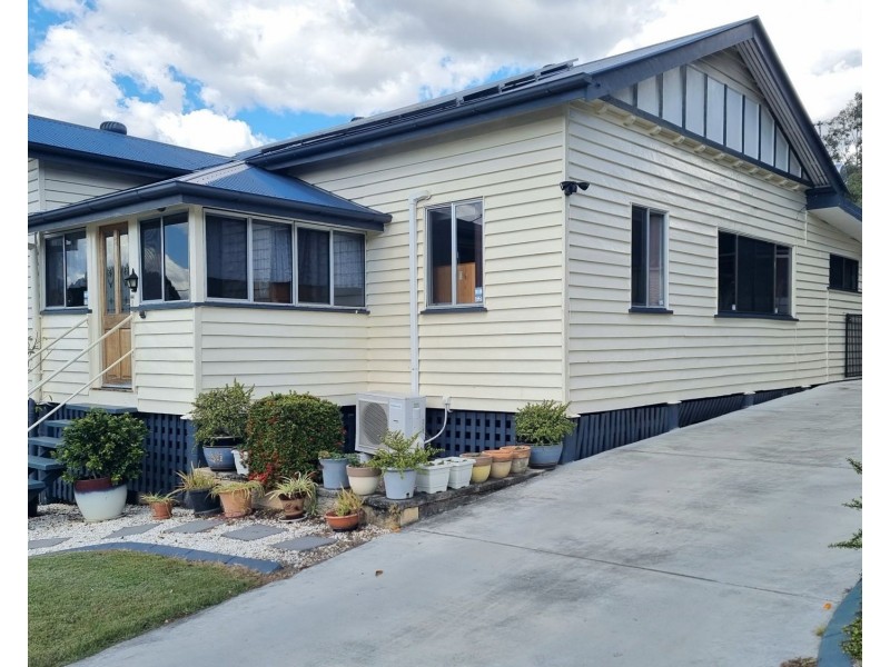 2 ANDREW STREET, Gympie QLD 4570