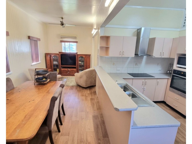 2 ANDREW STREET, Gympie QLD 4570