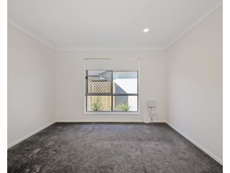 9 Hibbard Court, Collingwood Park QLD 4301
