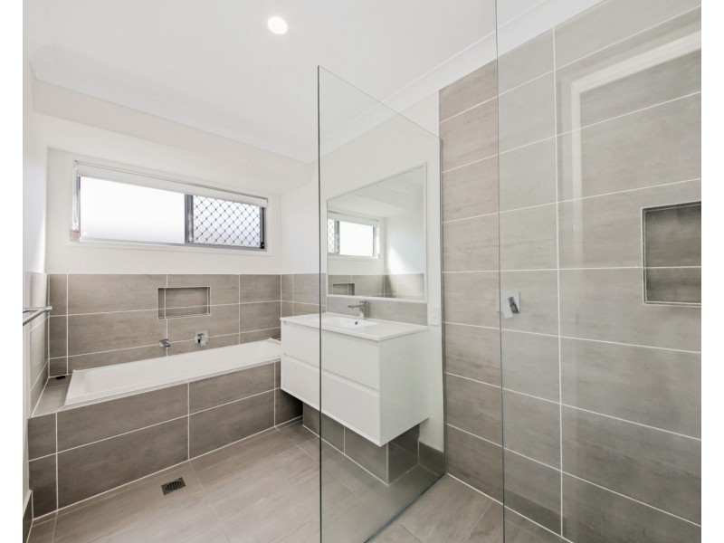 9 Hibbard Court, Collingwood Park QLD 4301