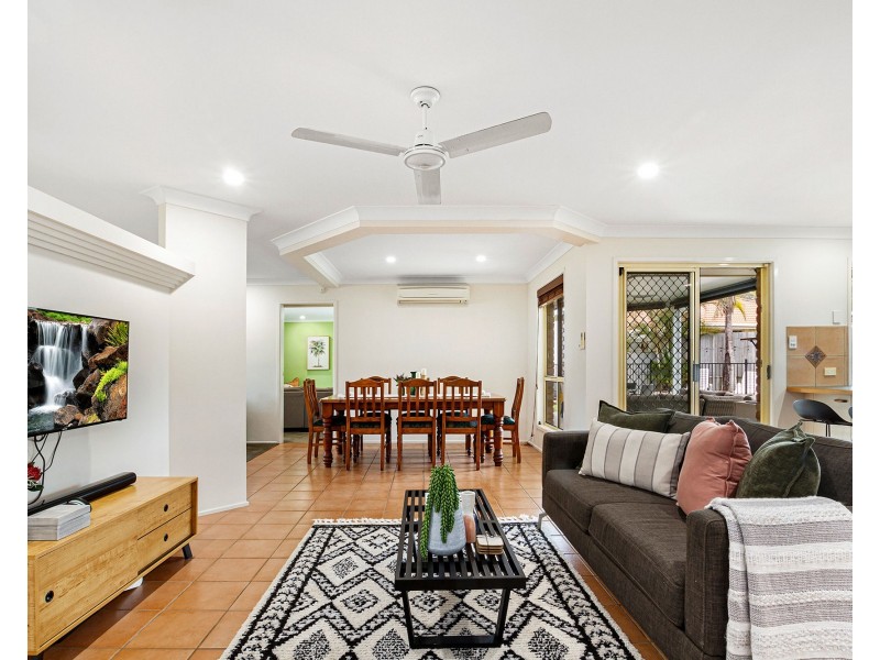 96 Lancewood Drive, Albany Creek QLD 4035