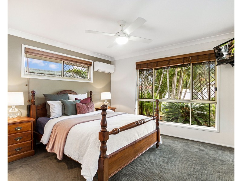 96 Lancewood Drive, Albany Creek QLD 4035