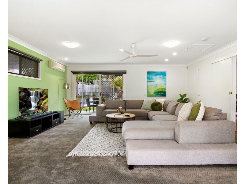 96 Lancewood Drive, Albany Creek QLD 4035