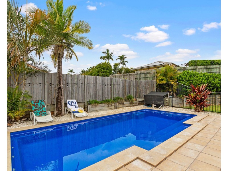 96 Lancewood Drive, Albany Creek QLD 4035