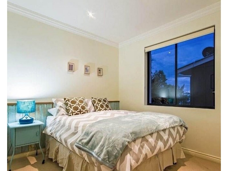 1/14 Fraser Avenue, Miami QLD 4220