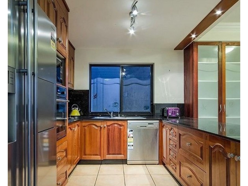 1/14 Fraser Avenue, Miami QLD 4220