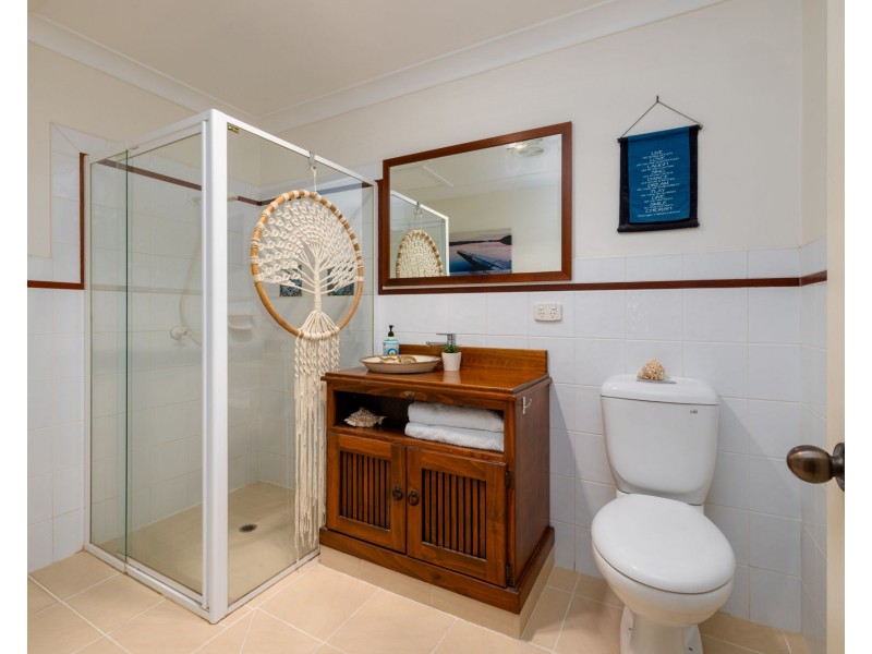 13 Bryant Street, Beachmere QLD 4510