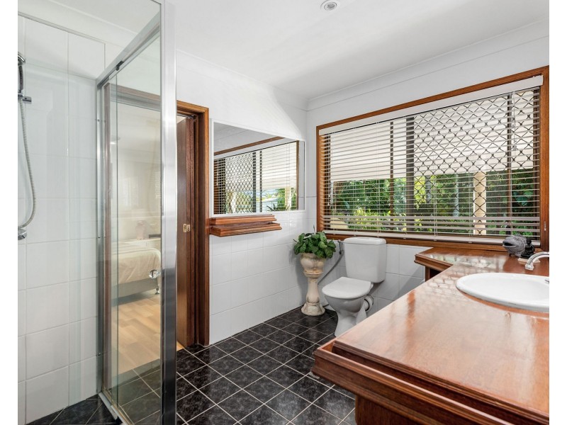 54 Pinewood Street, Capalaba QLD 4157