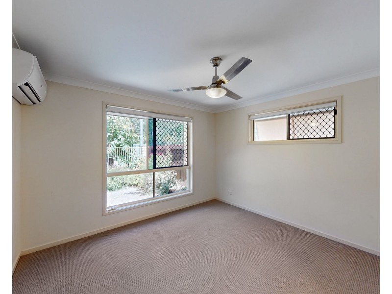 1/9 Progress Avenue, Beachmere QLD 4510