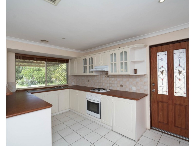 16 Bronzewing Street, Huntingdale WA 6110