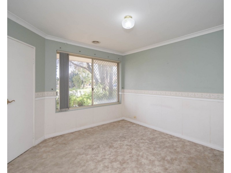 16 Bronzewing Street, Huntingdale WA 6110