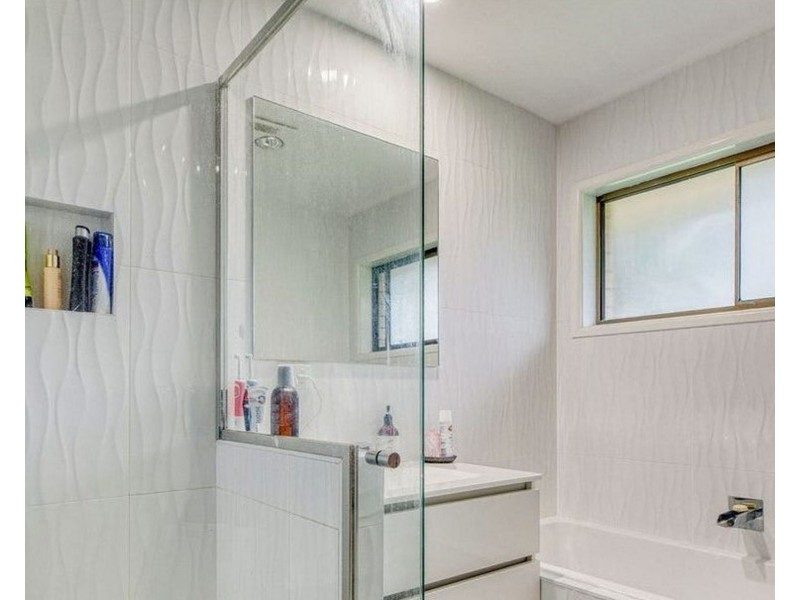 7 Robtrish Street, Manly West QLD 4179