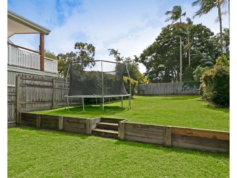 12 Brennan Street, Scarborough QLD 4020