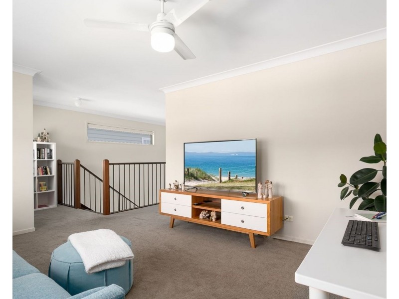 12 Brennan Street, Scarborough QLD 4020