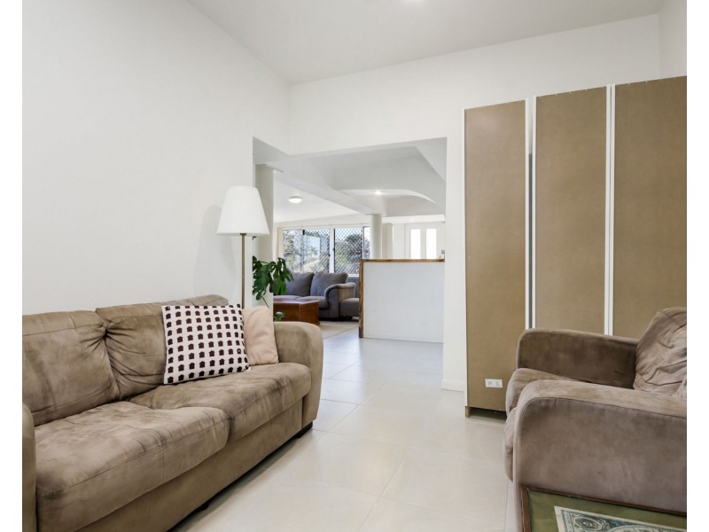 27 Ledbury Street, Aspley QLD 4034