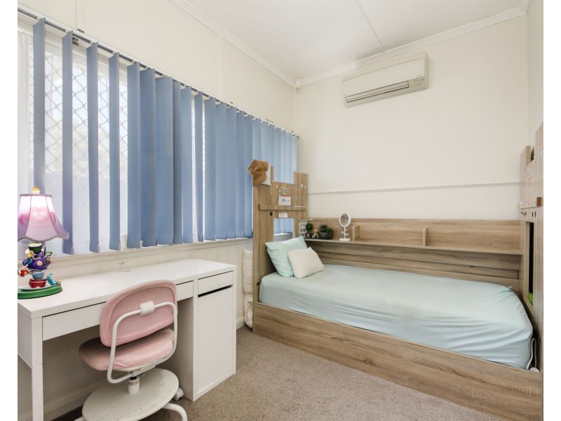 27 Ledbury Street, Aspley QLD 4034