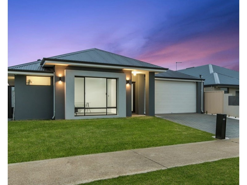 44 Lavinia Crescent, Secret Harbour WA 6173