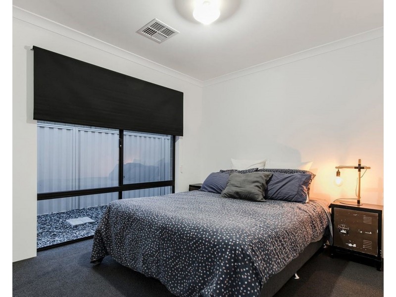 44 Lavinia Crescent, Secret Harbour WA 6173