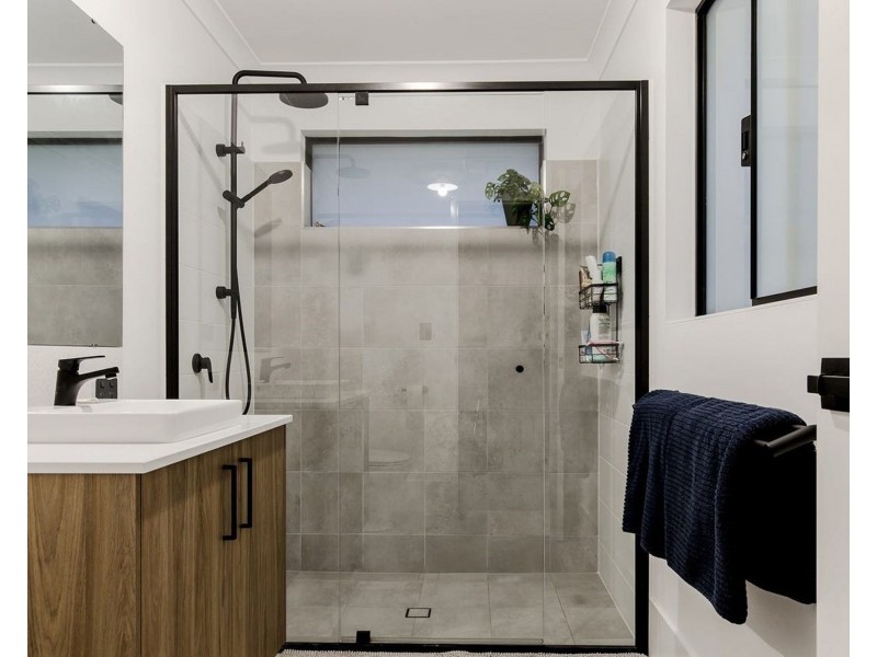 44 Lavinia Crescent, Secret Harbour WA 6173