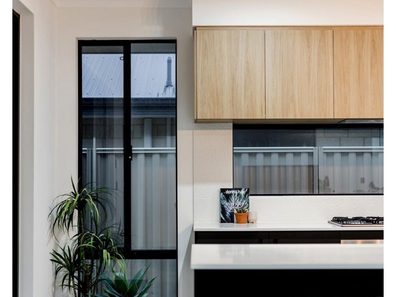 44 Lavinia Crescent, Secret Harbour WA 6173