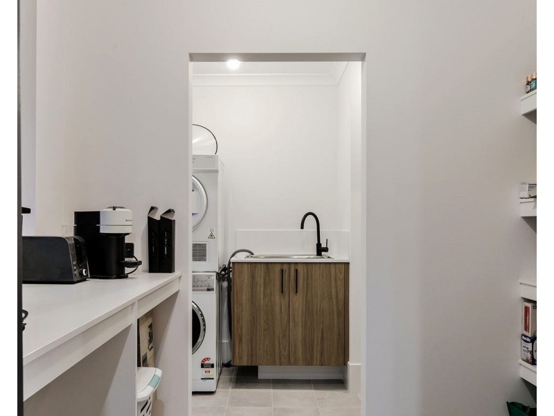 44 Lavinia Crescent, Secret Harbour WA 6173