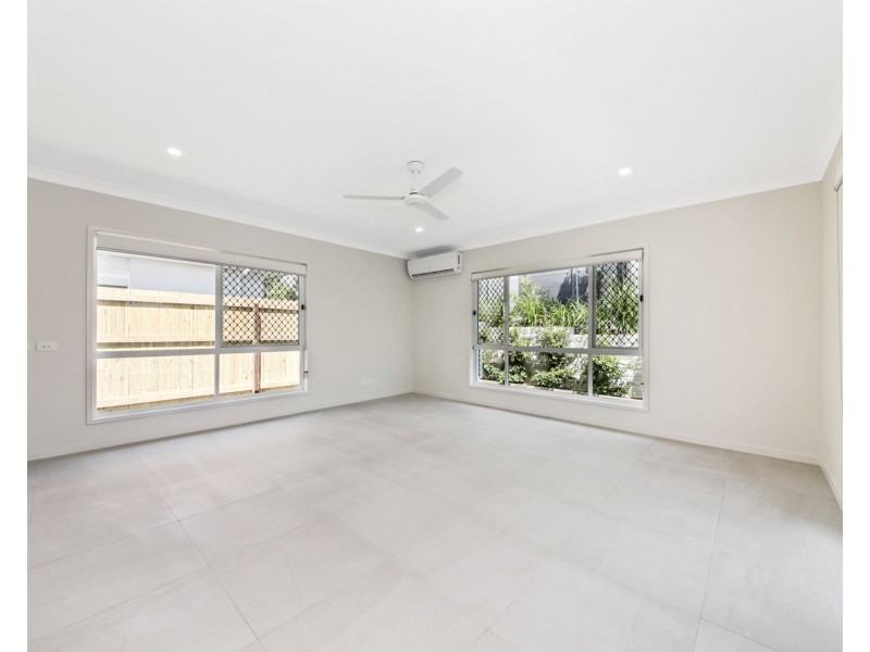 43 Oak Street, Pimpama QLD 4209