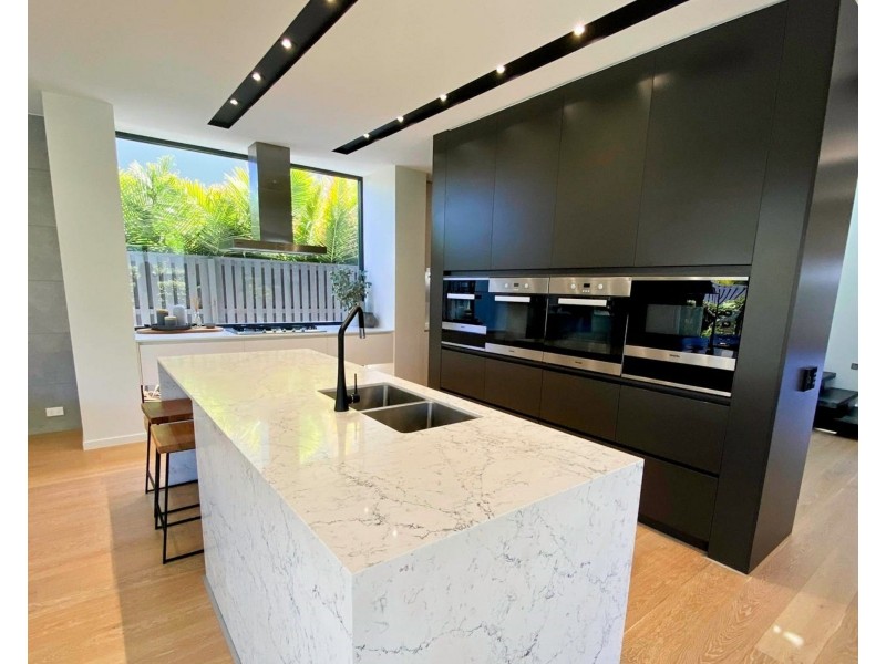 13 Clover Way, Helensvale QLD 4212