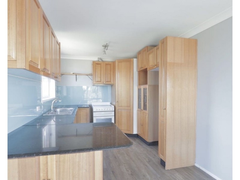 6 Koby Close, Lake Haven NSW 2263