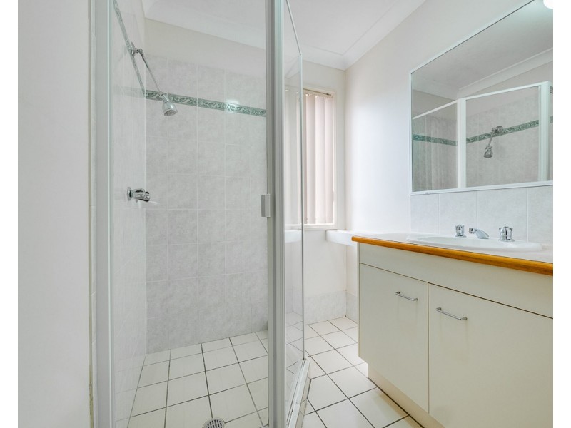 2/47 Gamelin Crescent, Stafford QLD 4053