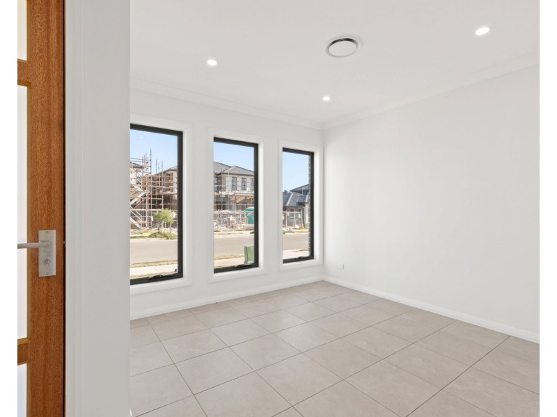 42 Dapple Street, Austral NSW 2179