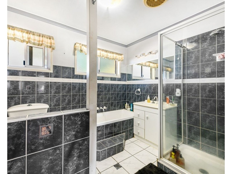 2 Riverview Street, Bli Bli QLD 4560