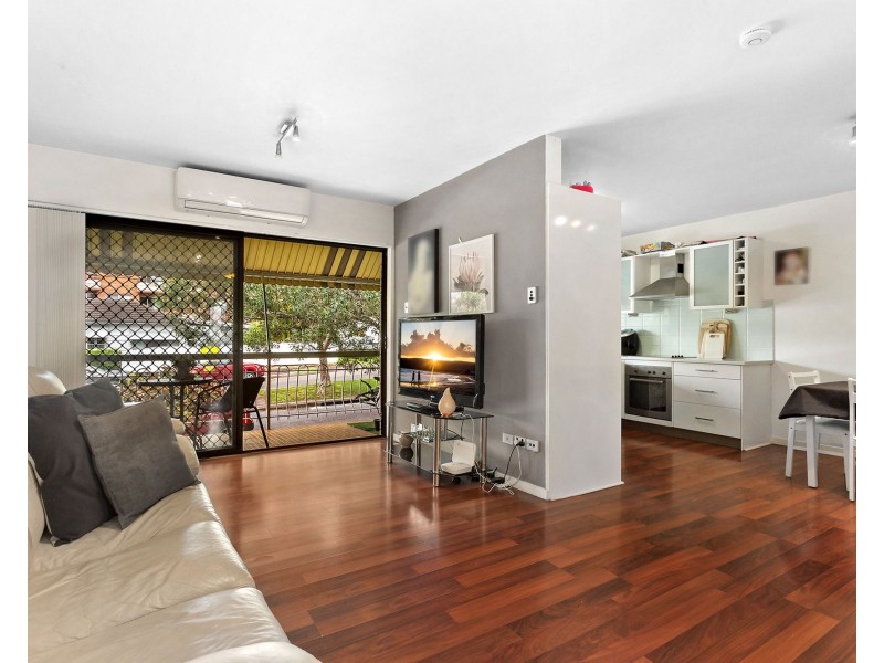 2/182 Buckland Road, Nundah QLD 4012