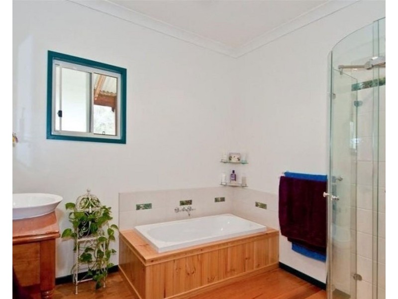 16 Cheviot Street, Greenbank QLD 4124