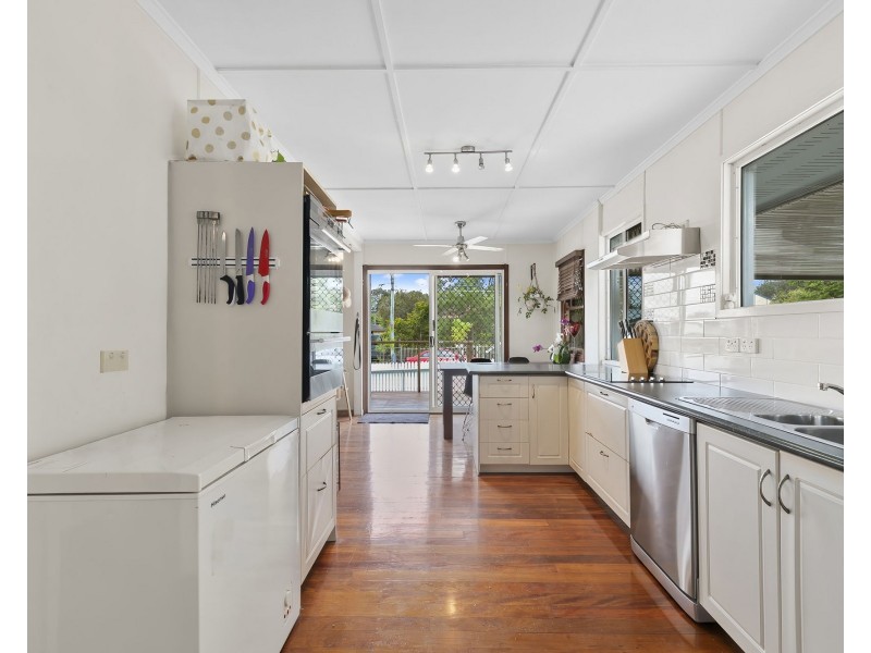 16 Brant Street, Bracken Ridge QLD 4017