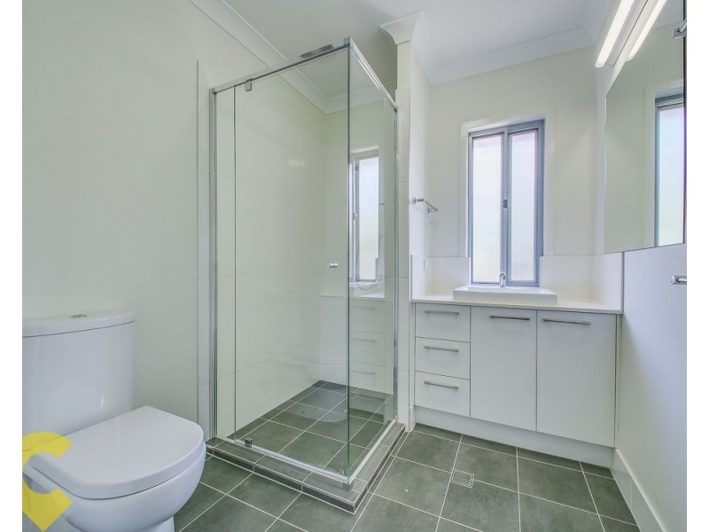 73 Kanangra Street, Stafford QLD 4053