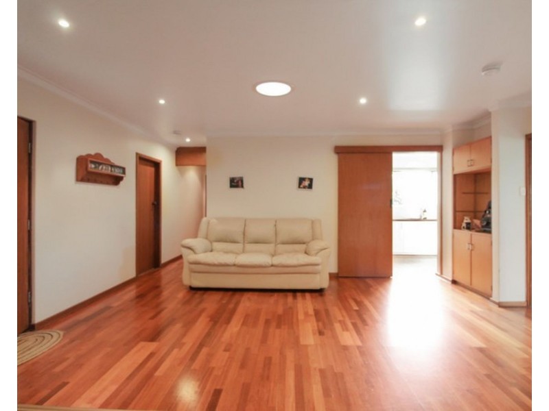 115 McLarty Road, Halls Head WA 6210